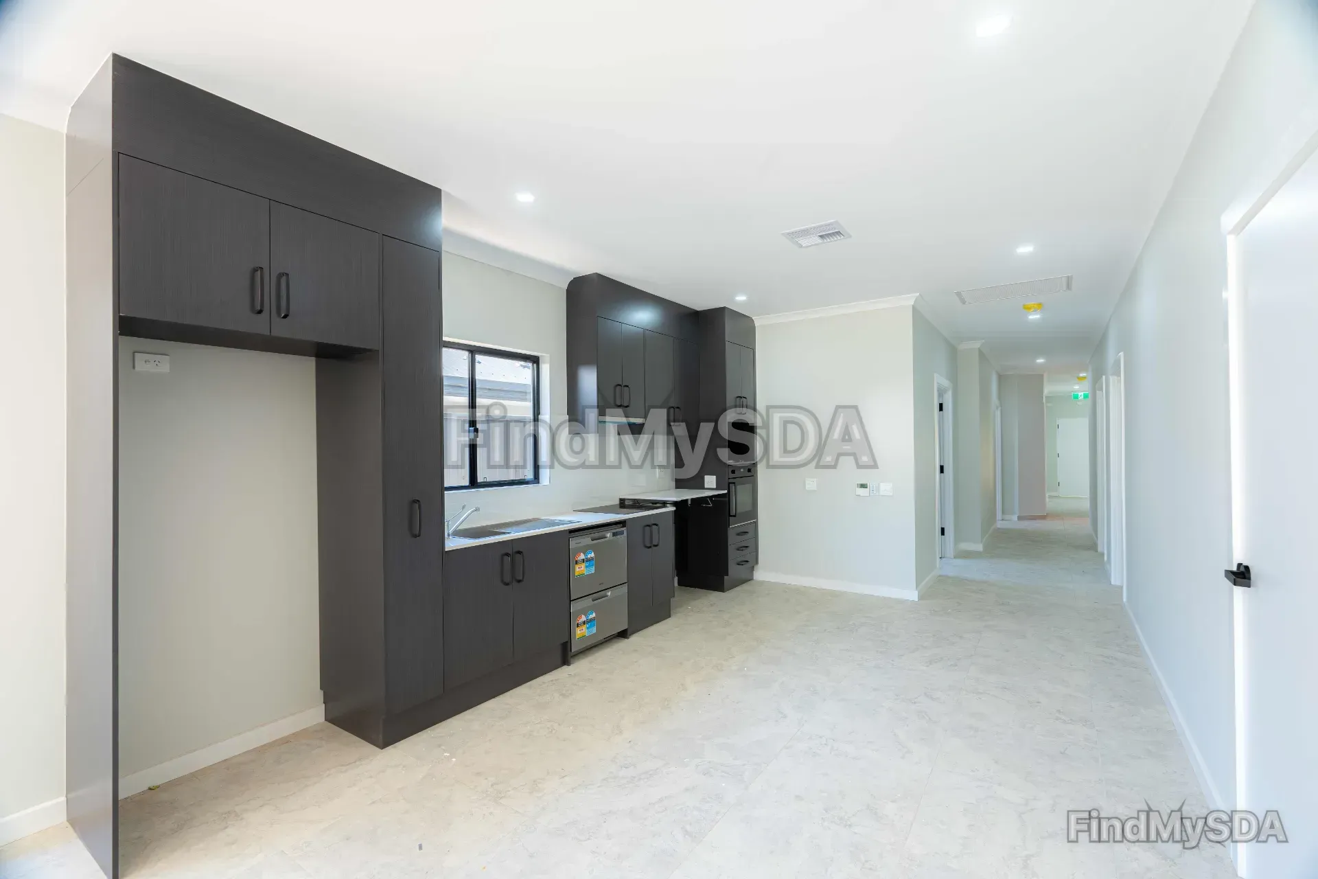 15 Emerald — Home image 2
