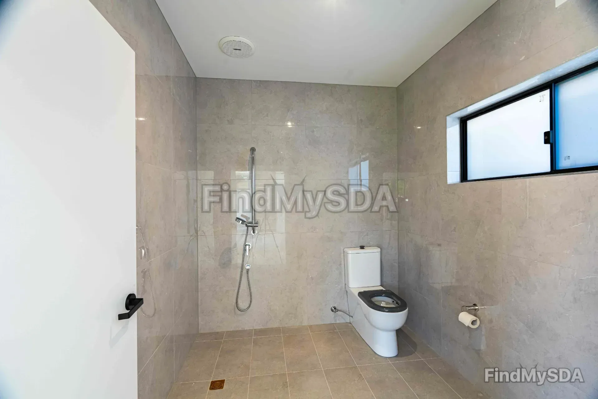 15 Emerald — Home image 7