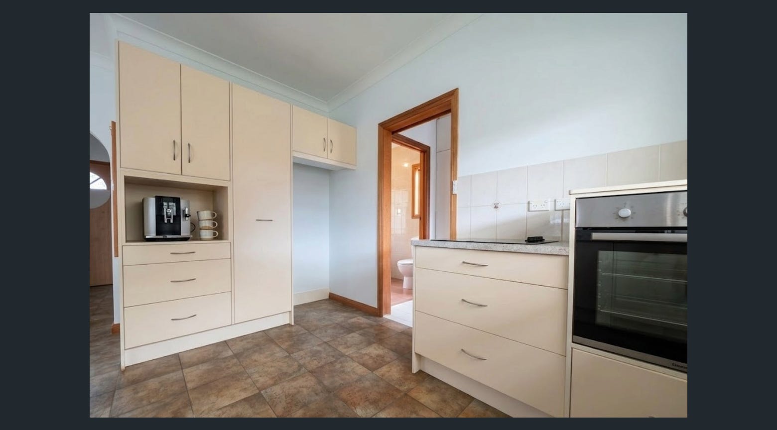 SIL — Home image 4