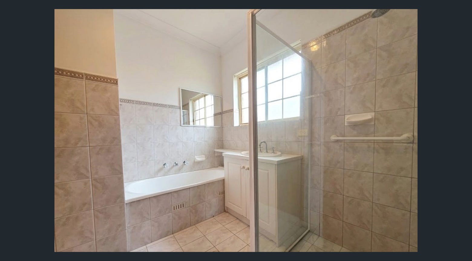 SIL — Home image 4