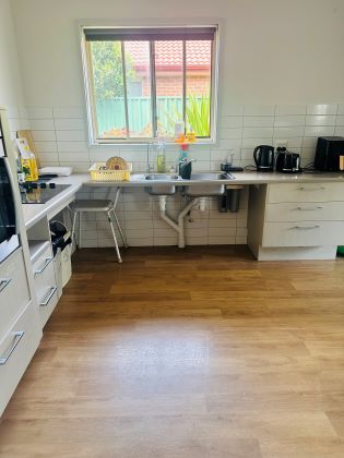 Shared arrangement in Mitchell Park — Home image 4