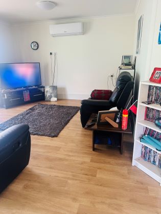 Shared arrangement in Mitchell Park — Home image 5