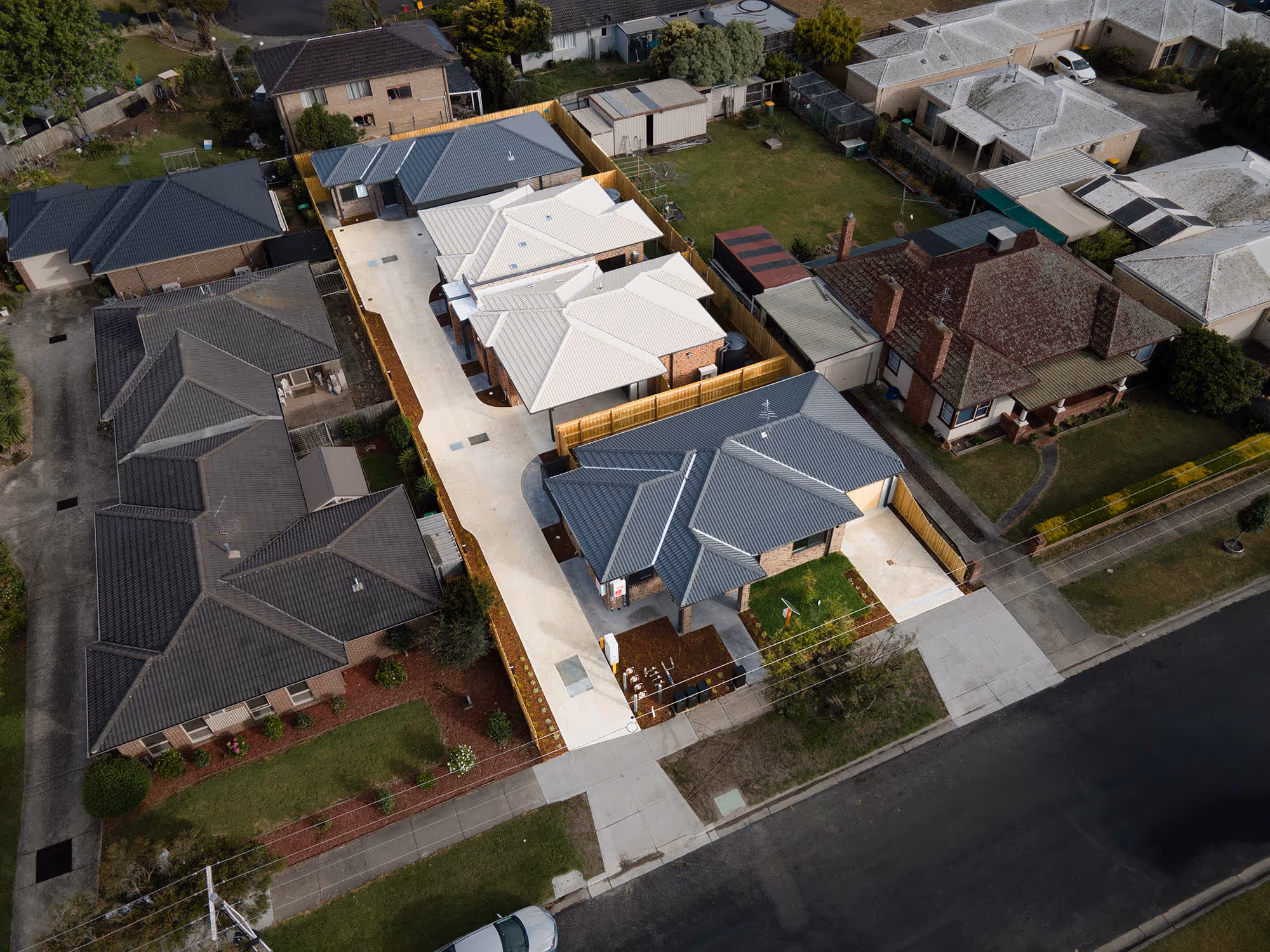 1 Bedroom Robust Unit (+OOA) in Pakenham - Last One Remaining! — Home image 2