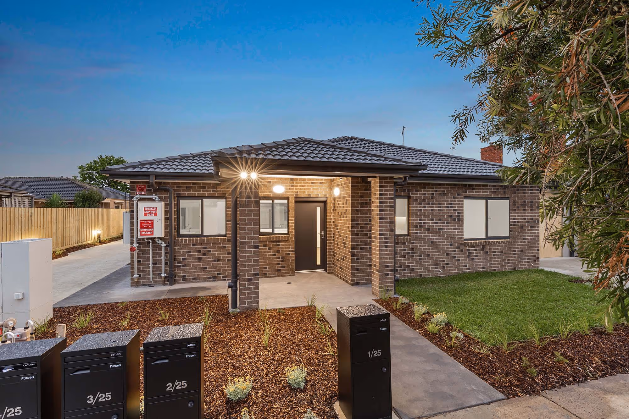 1 Bedroom Robust Unit (+OOA) in Pakenham - Last One Remaining! — Home image 5