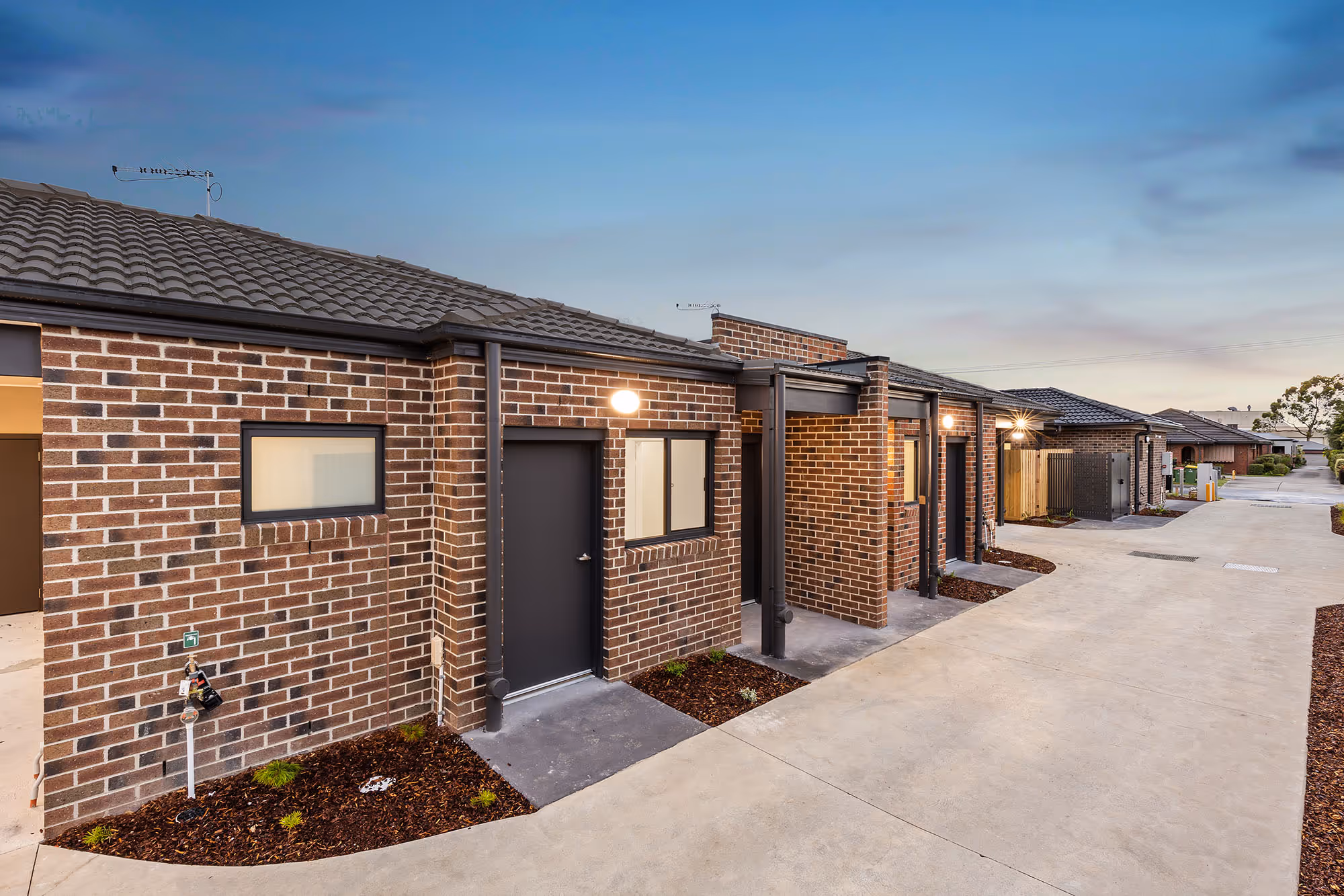 1 Bedroom Robust Unit (+OOA) in Pakenham - Last One Remaining! — Home image 6