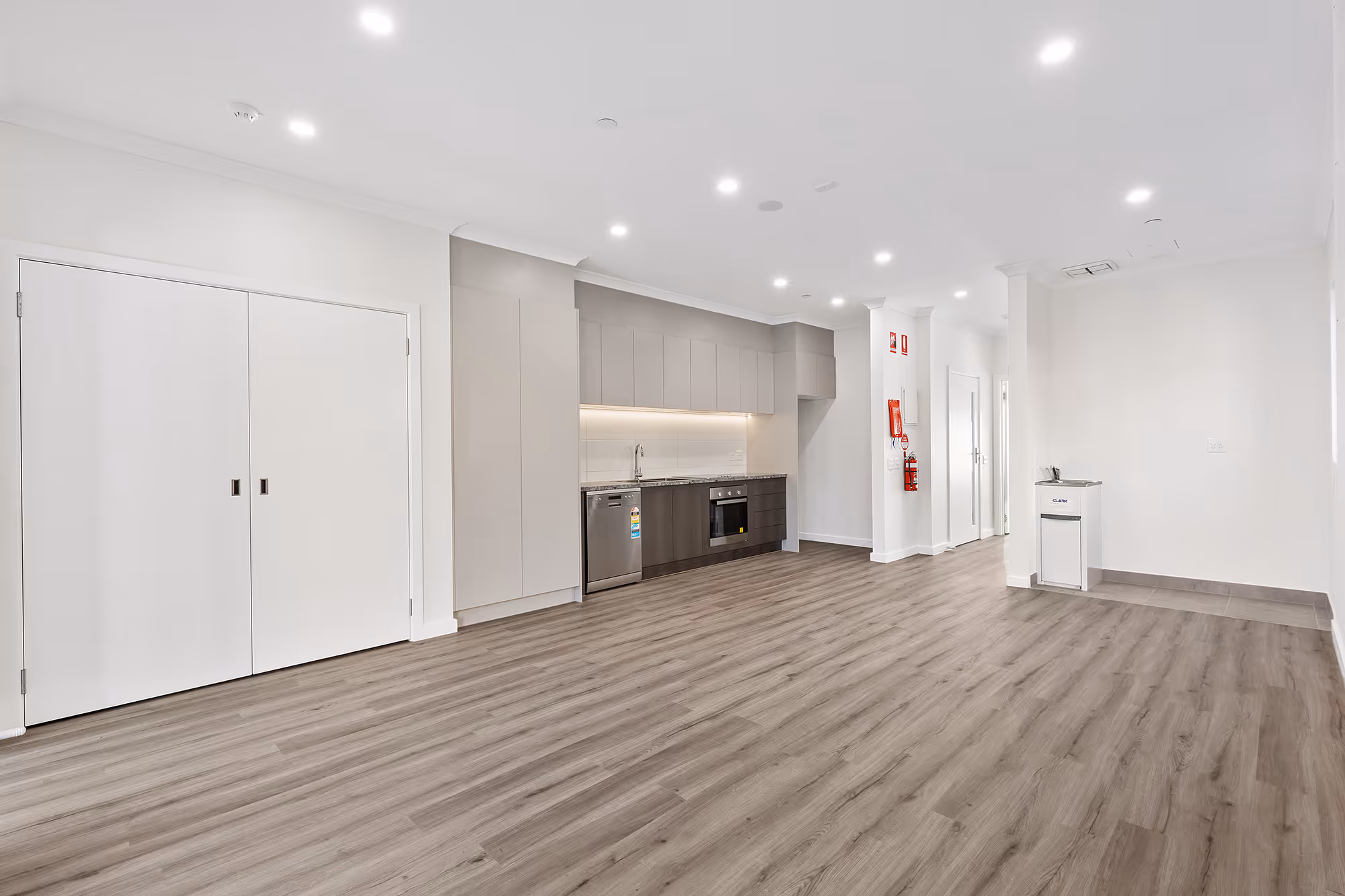 1 Bedroom Robust Unit (+OOA) in Pakenham - Last One Remaining! — Home image 11