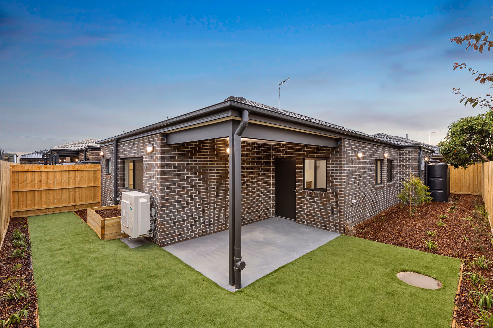 1 Bedroom Robust Unit (+OOA) in Pakenham - Last One Remaining! — Home image 17