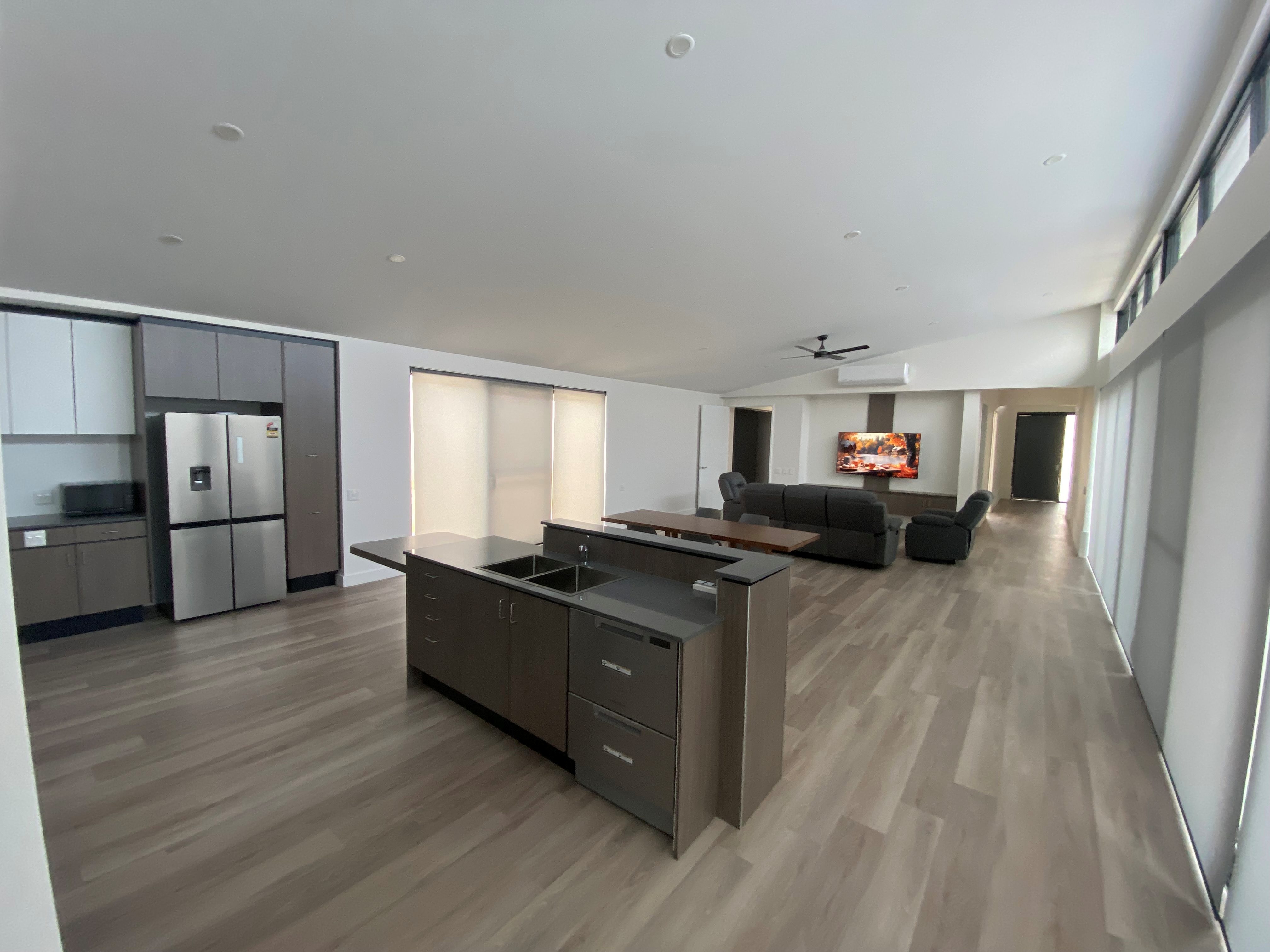 Brand New SDA Property Landsdale - High End Finishings 1xVacancy — Home image 2