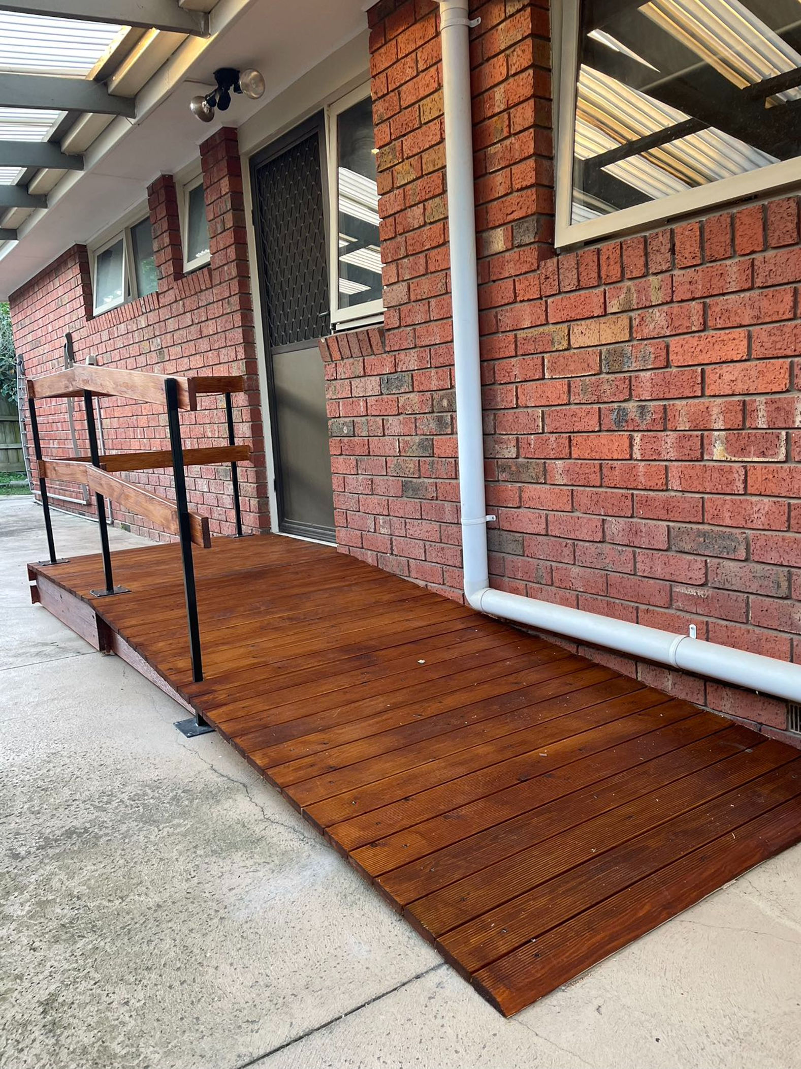 Welcoming, Well-appointed SIL Home in Wantirna South — Home image 4