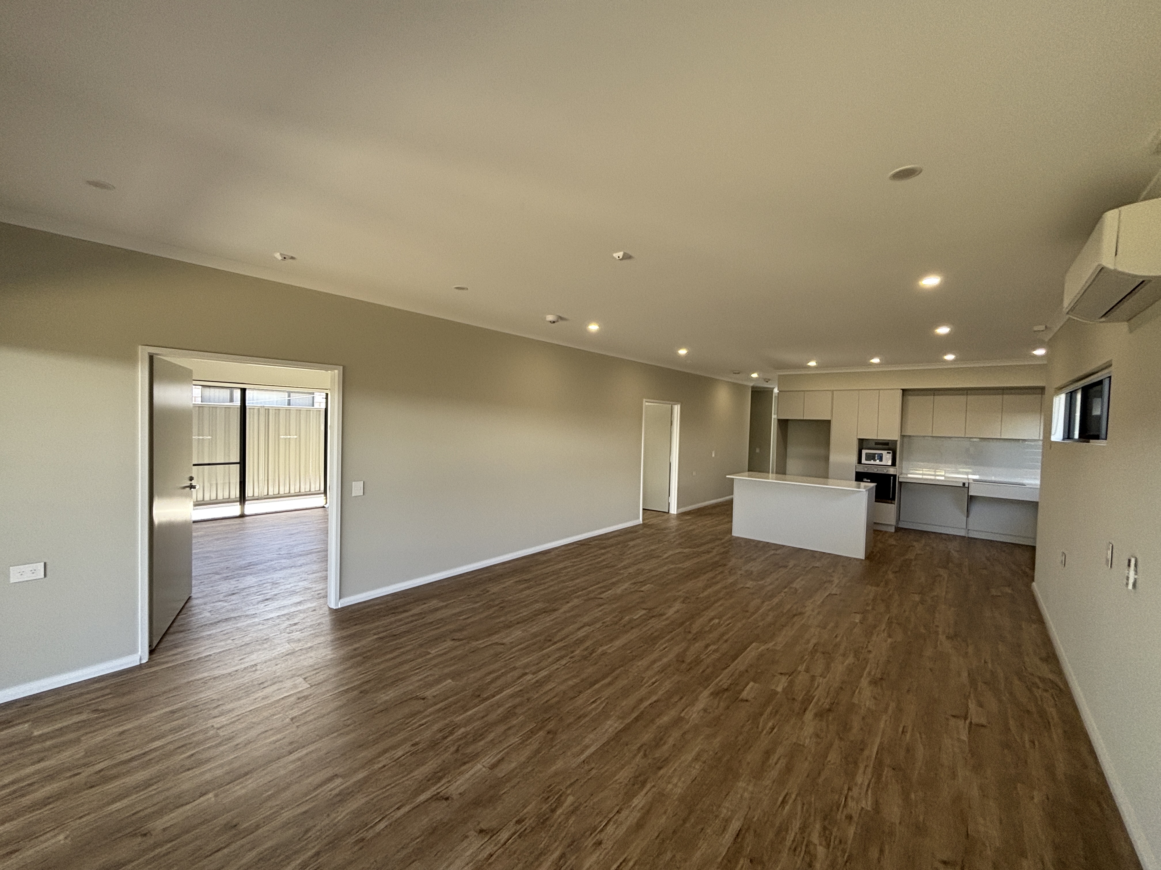 Brabham shared SDA House — Home image 9