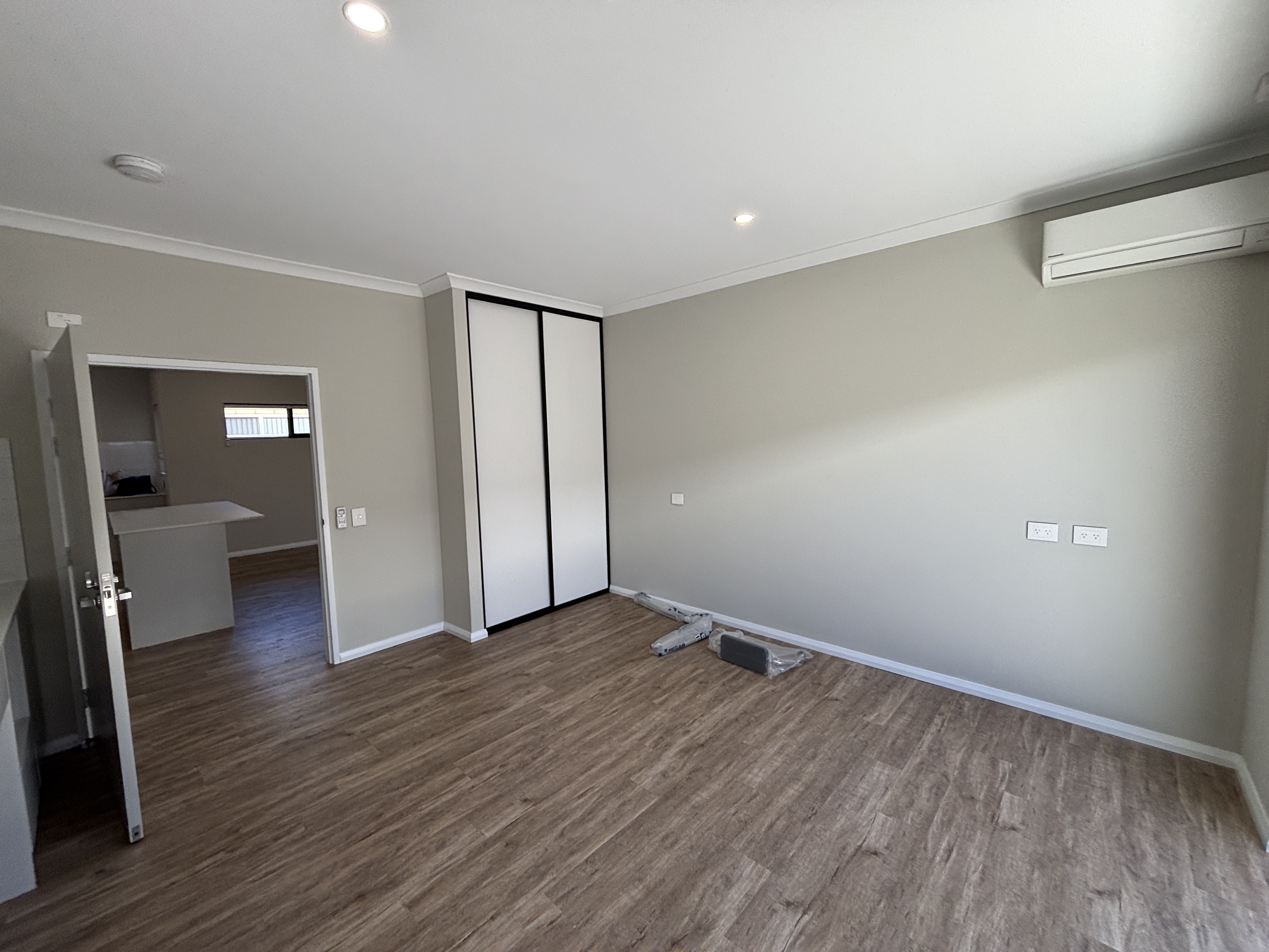 Brabham shared SDA House — Home image 11