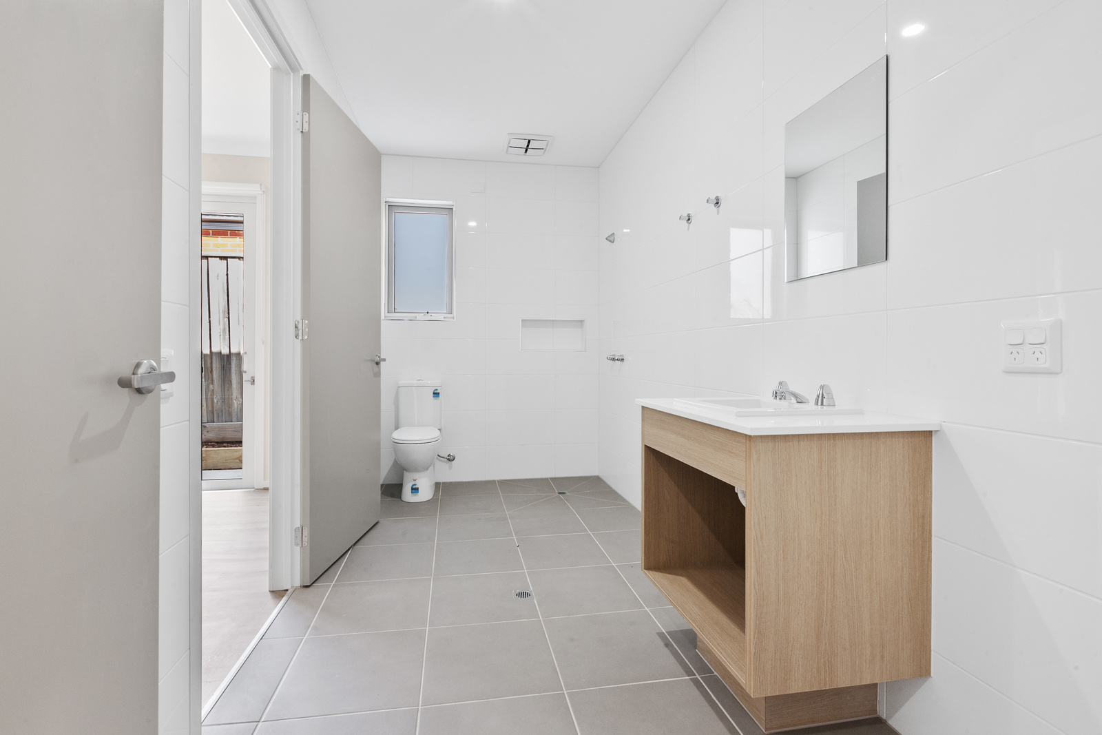 Robust Property in Diggers Rest — Home image 6
