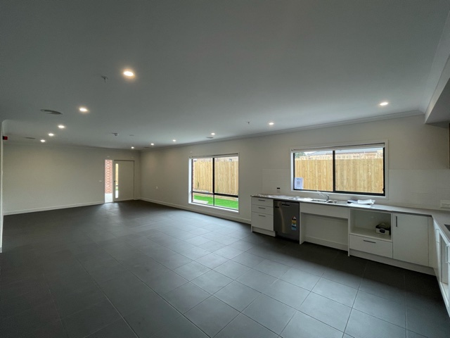 Officer, VIC — Home image 6