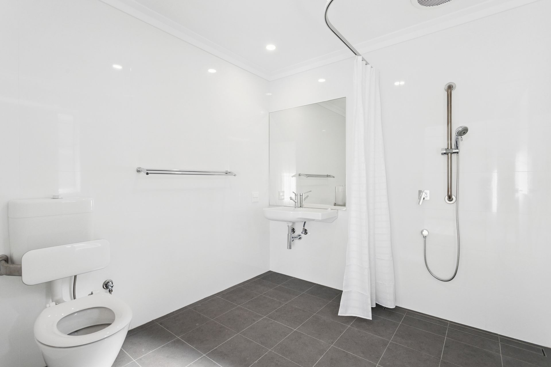 Discover Accessible Luxury Living at Beckenham HPS – Perfect for Your Needs! — Home image 4