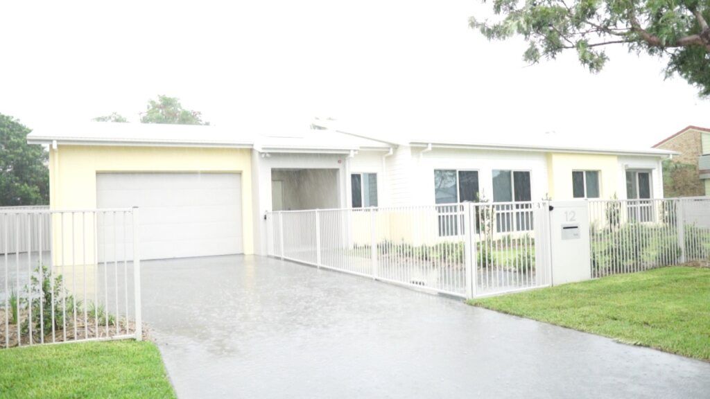HIGH PHYSICAL SUPPORT HOME IN BILAMBIL HEIGHTS — Home image 3