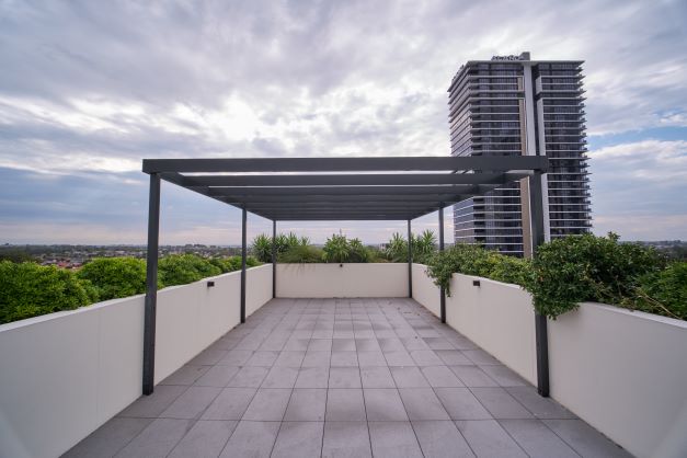 Two-Bedroom SDA -IL Apartment in Liverpool CBD — Home image 6