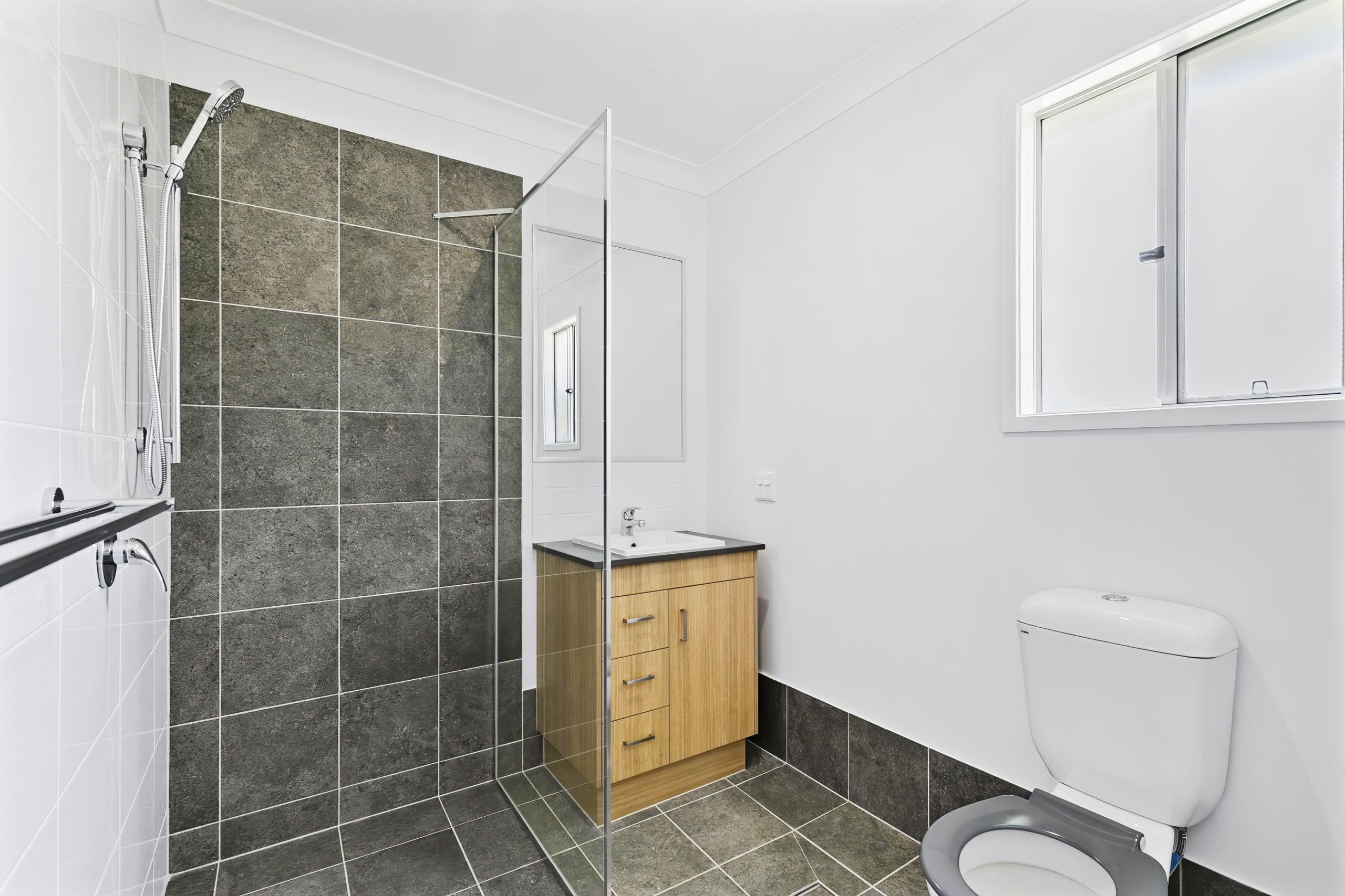 CABOOLTURE QLD – IMPROVED LIVEABILITY HOUSE — Home image 4