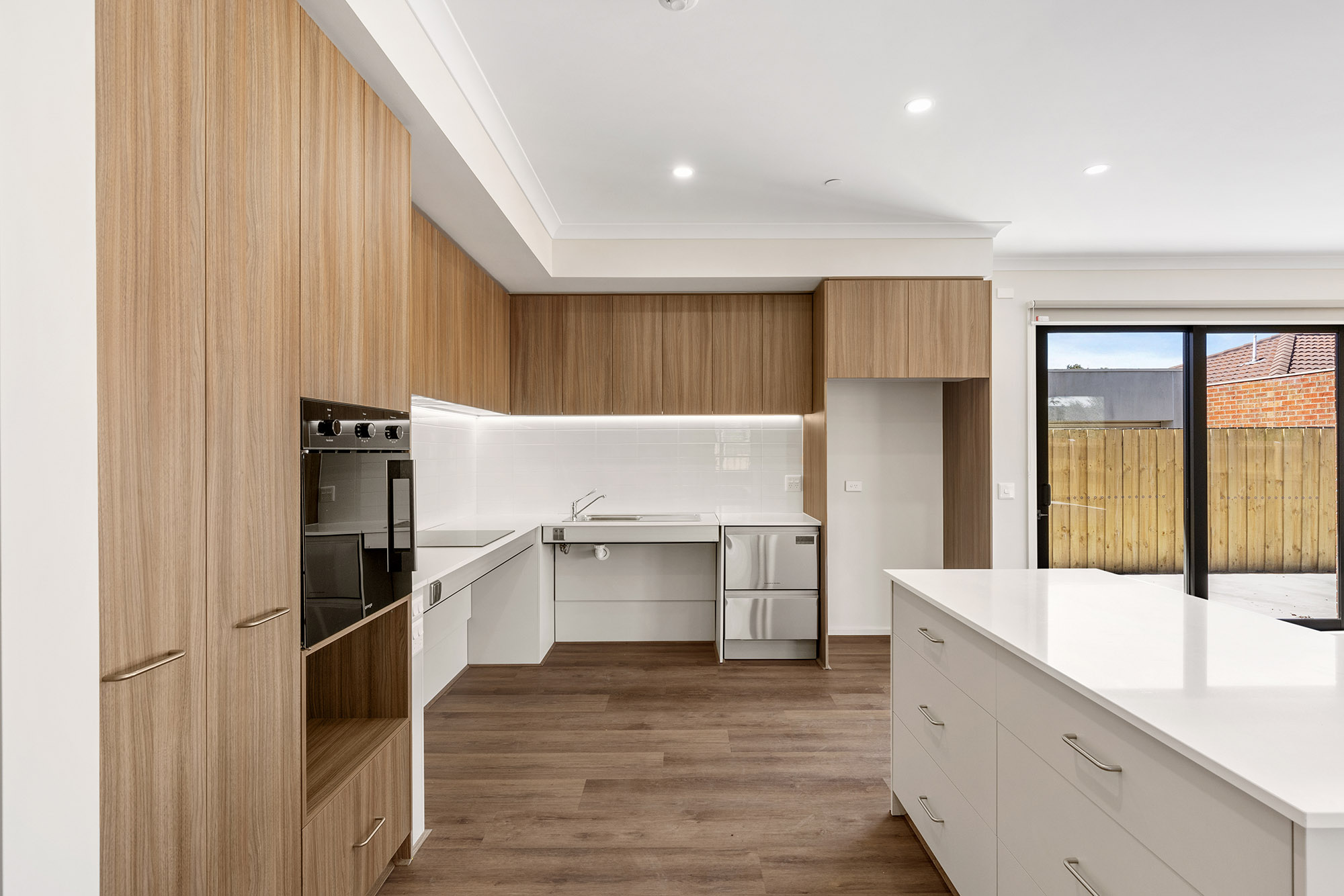 Accessible living in bustling suburb — Home image 4