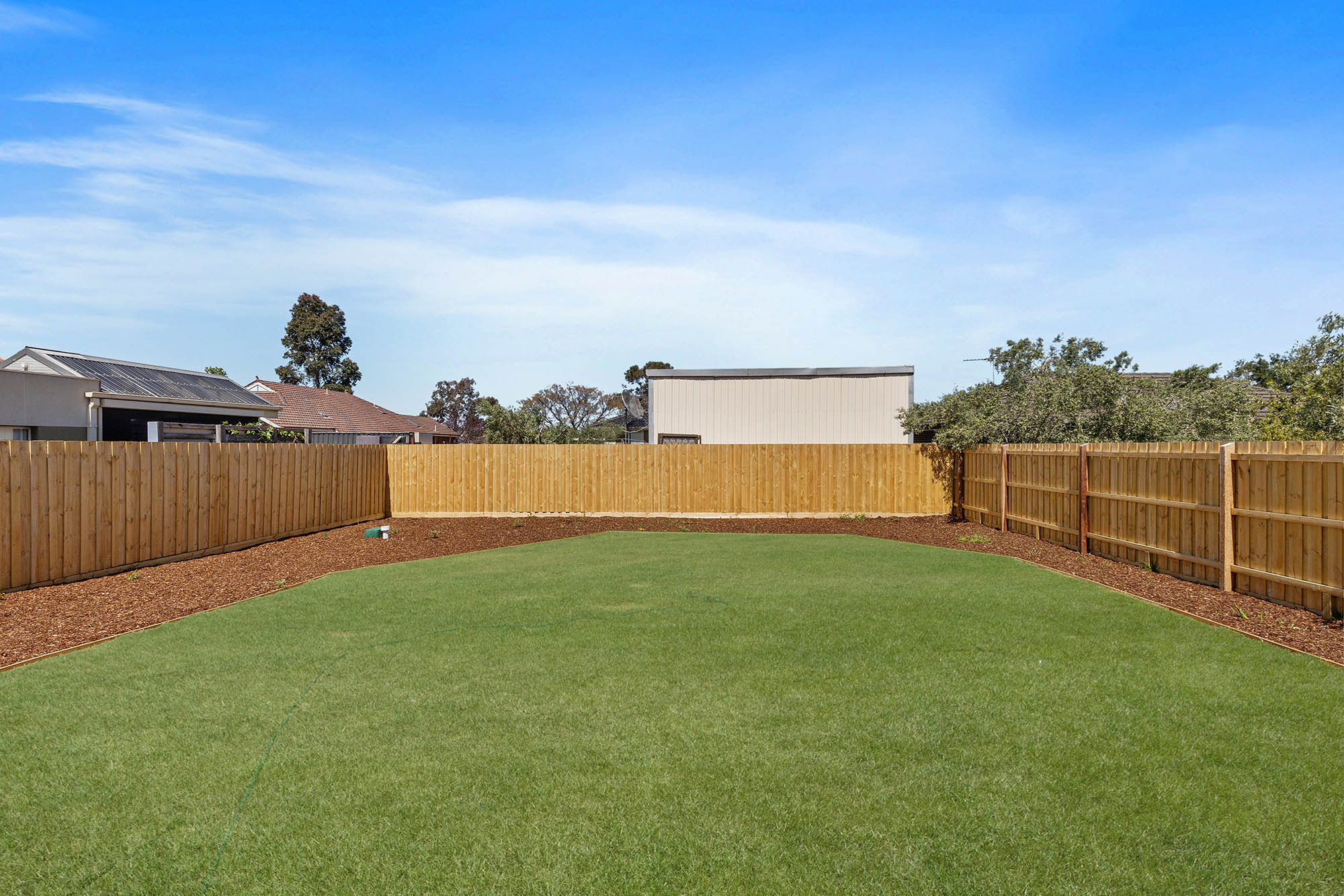 Accessible living in bustling suburb — Home image 7