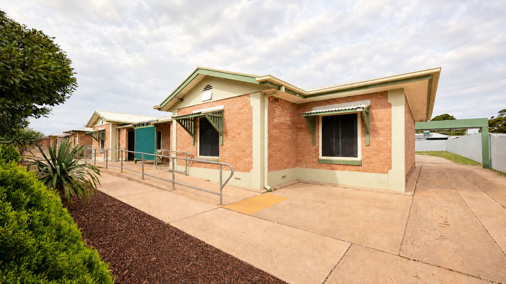 Relaxed, spacious home with Supported Independent Living in friendly Port Augusta, South Australia — Home image 1