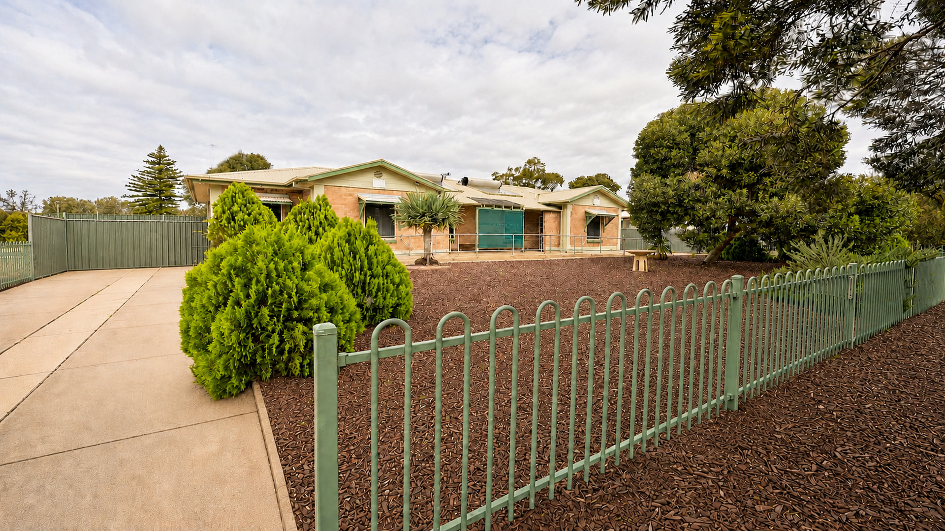 Relaxed, spacious home with Supported Independent Living in friendly Port Augusta, South Australia — Home image 5