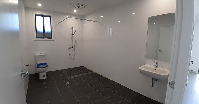 Omaroo House - Leumeah — Home image 3