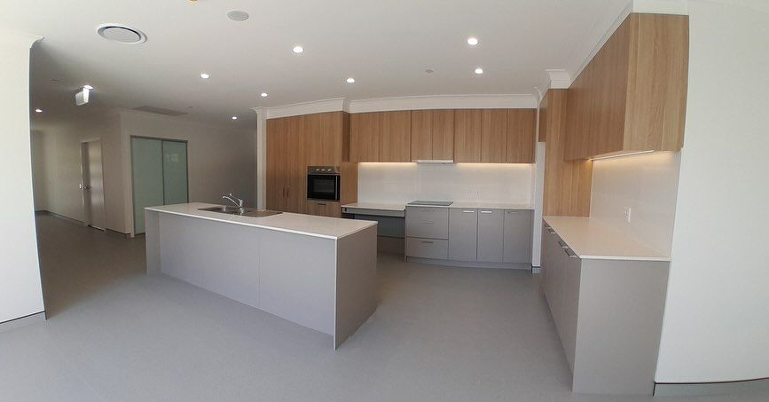 Omaroo House - Leumeah — Home image 6