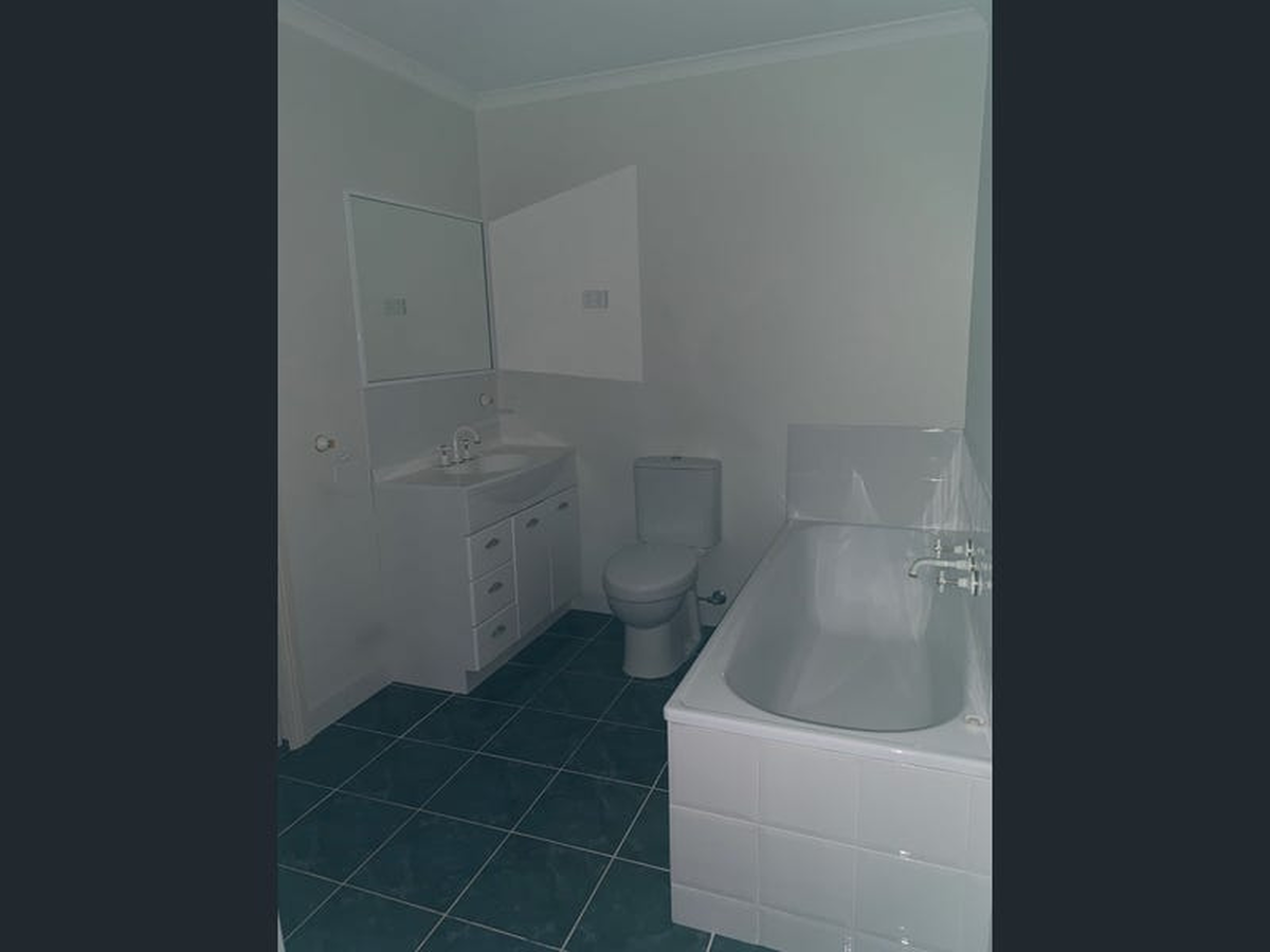 Share a home in Glen Waverley — Home image 12