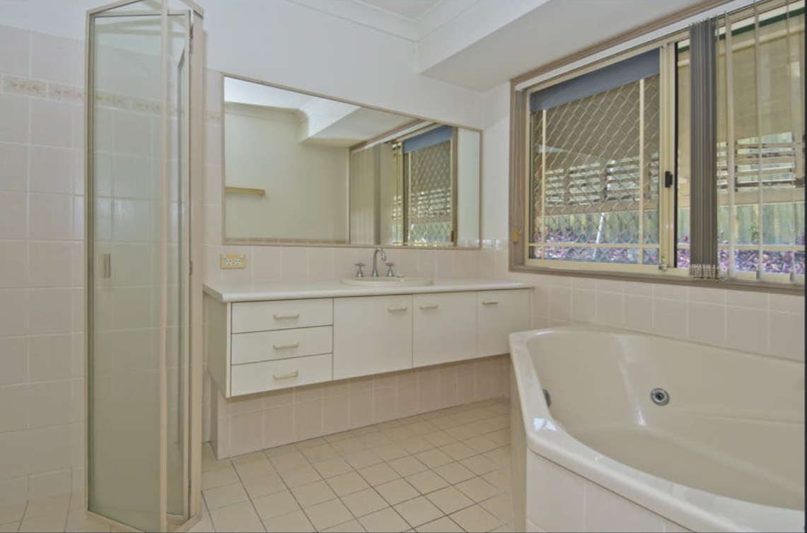 Situated close to QLD main theme parks and central to an abundance of amenities — Home image 5