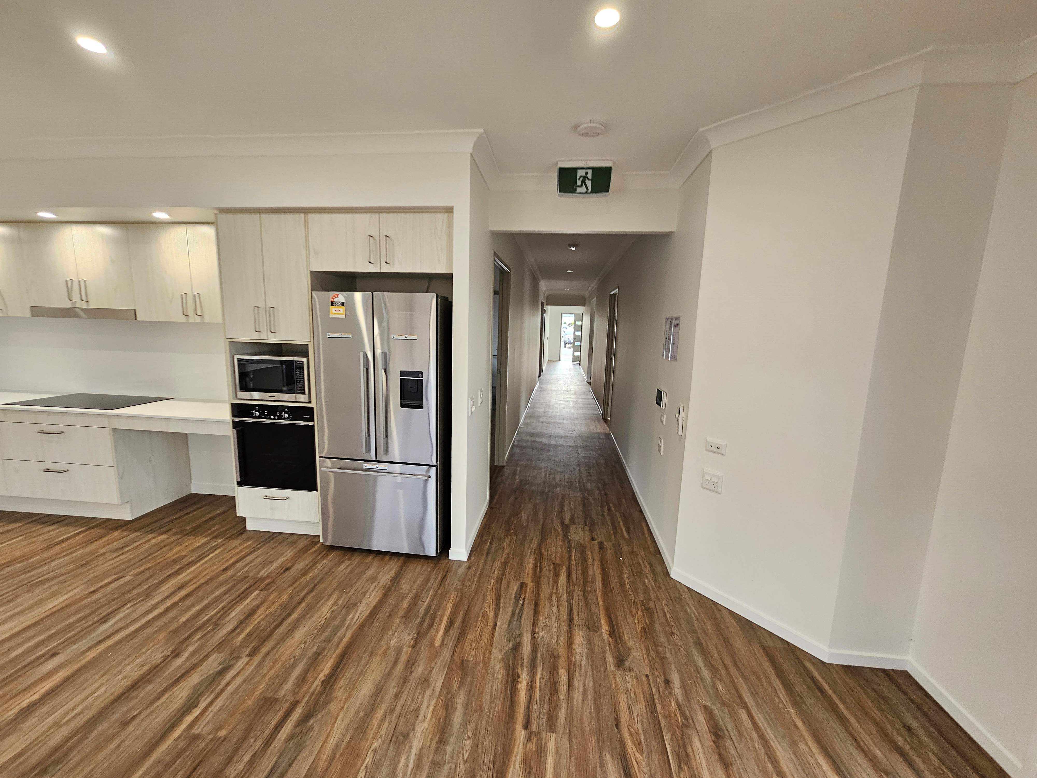 High Physical Support House, Cape Barren Cct, Banya — Home image 2