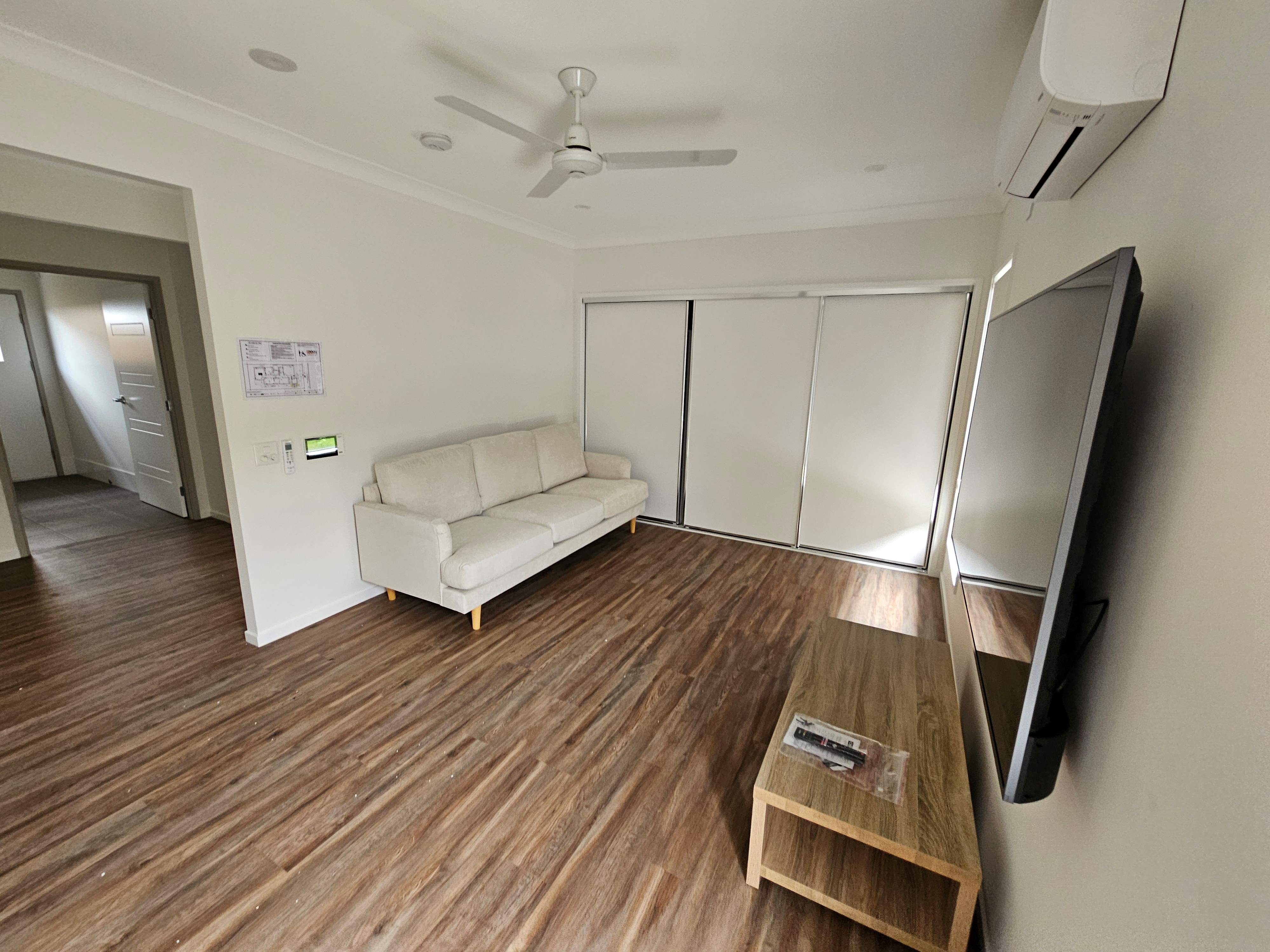 High Physical Support House, Cape Barren Cct, Banya — Home image 5