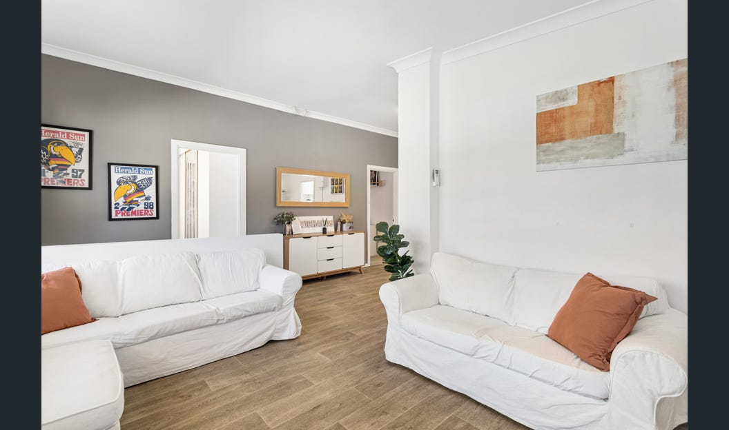 SIL house in Salisbury - FULLY FURNISHED and AVAILABLE NOW — Home image 6