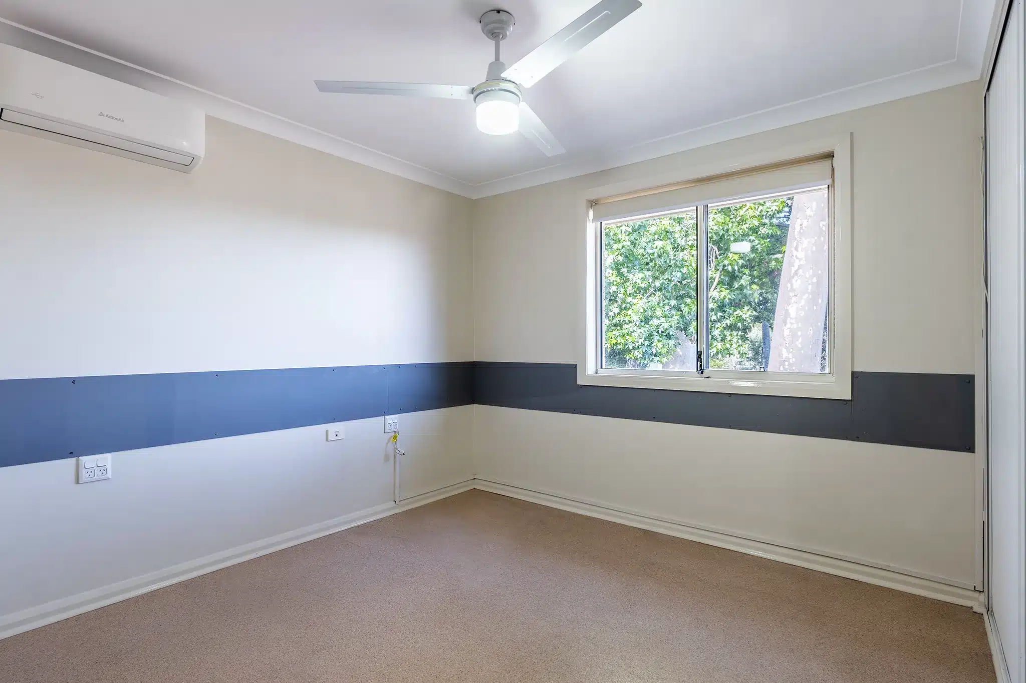 Spacious Villa in Ryde — Home image 6