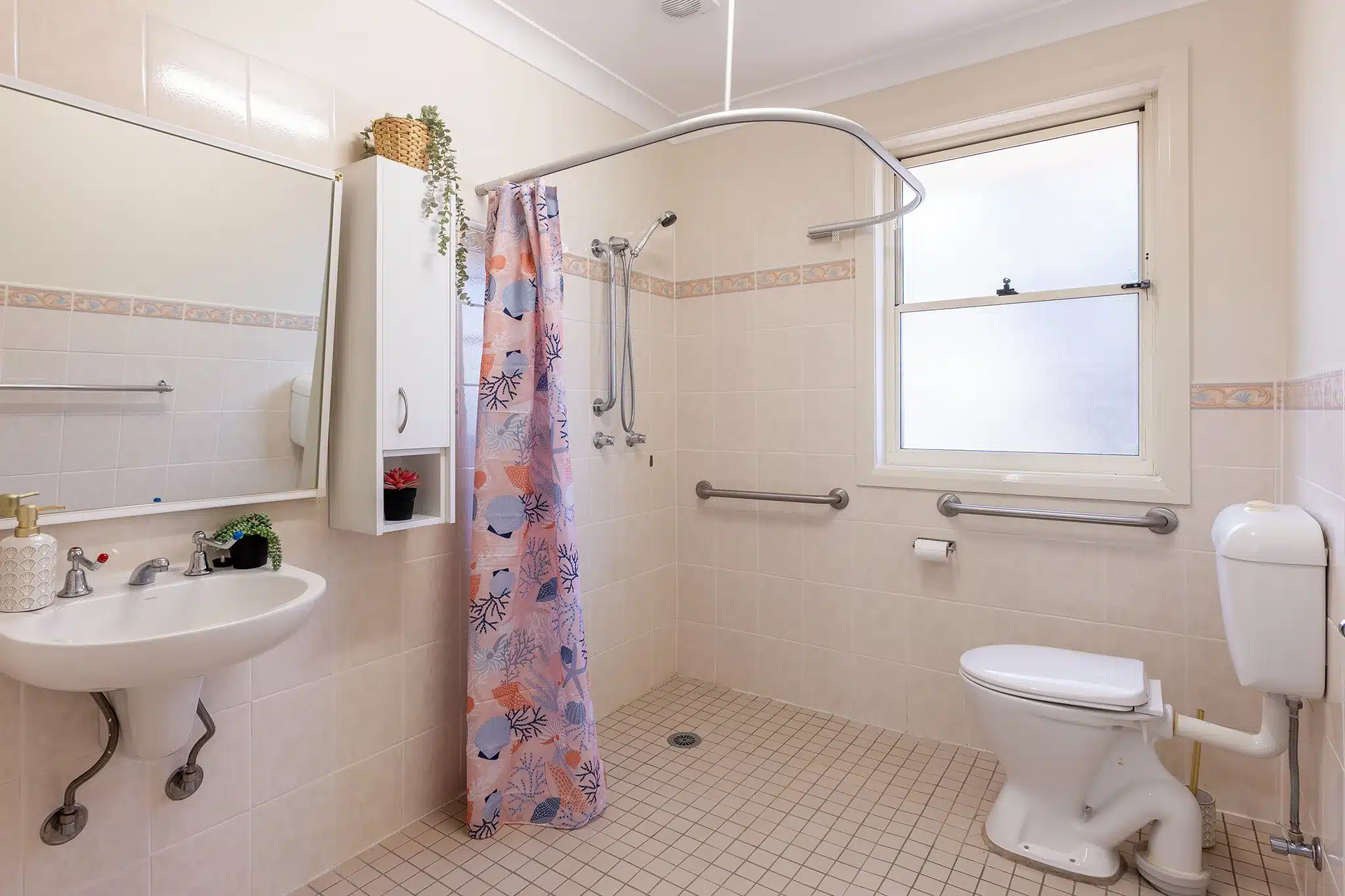 Spacious Villa in Ryde — Home image 8