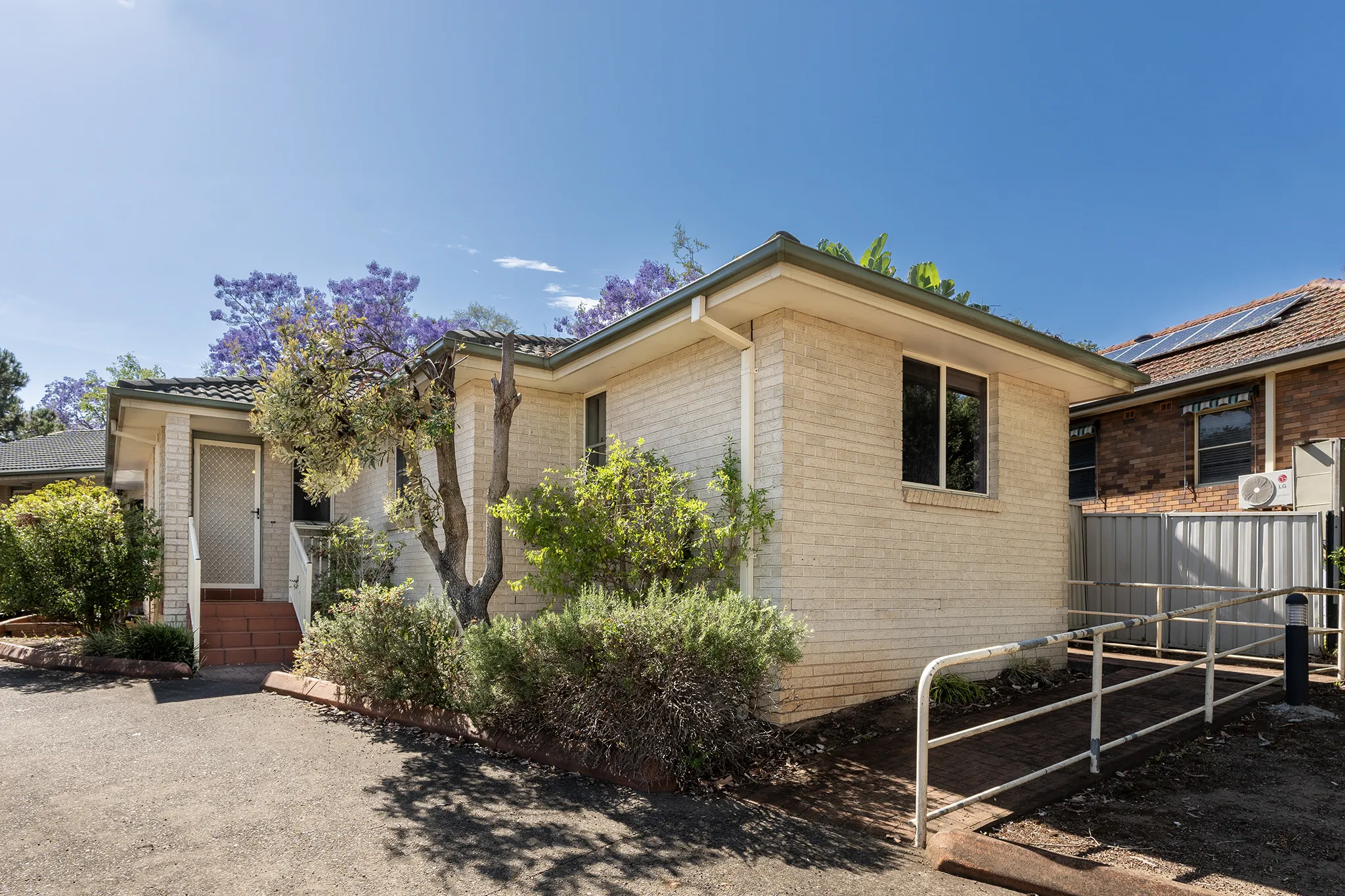Reside in a spacious villa in Ryde — Home image 9