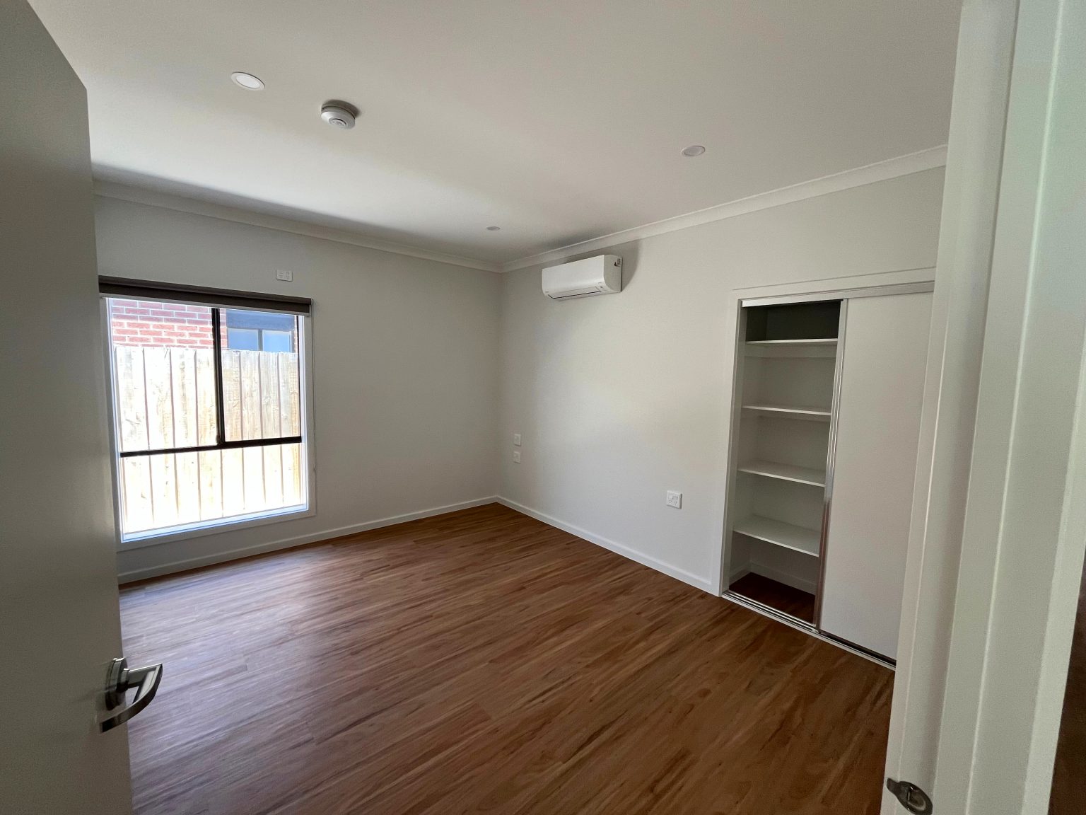 CURZON - HPS/BARIATRIC - Clyde North, Vic — Home image 3