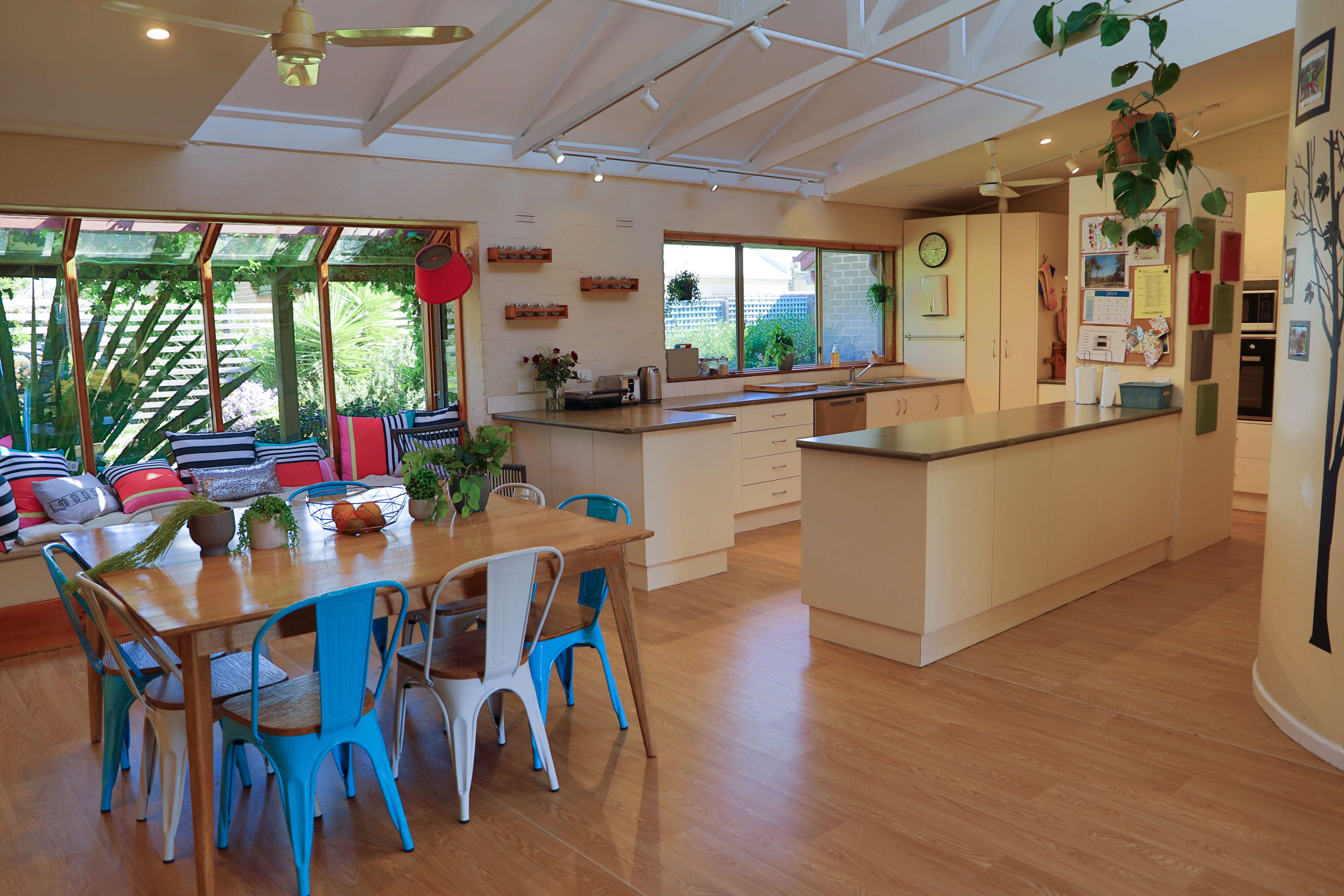 One vacancy available in Williamstown — Home image 2