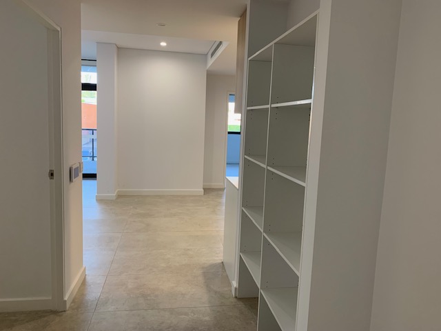 Modern Stylish Apartment in heart of St Marys — Home image 3