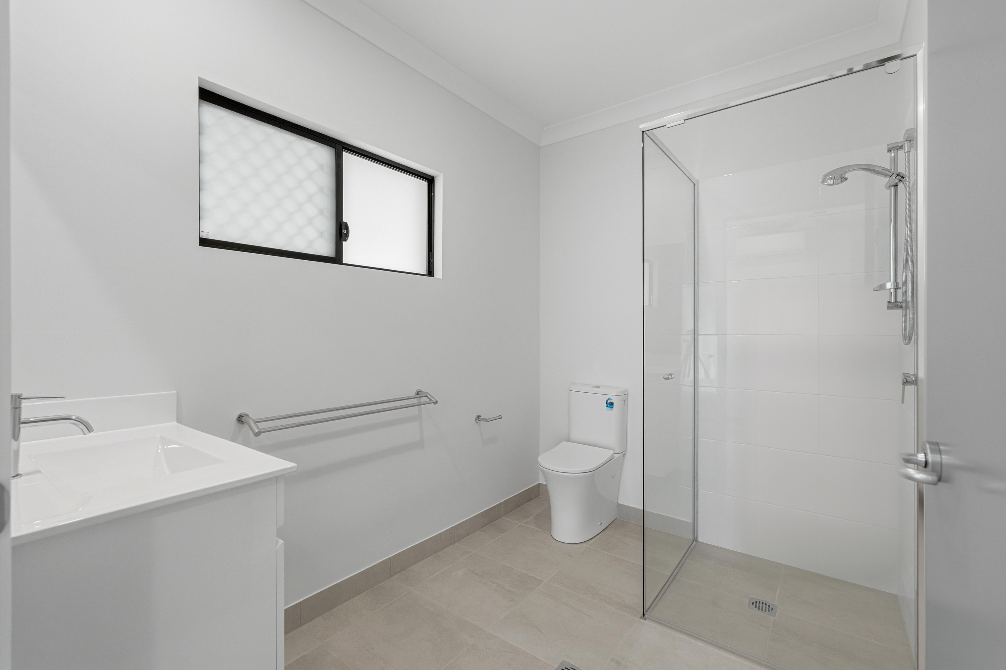 Pimlico QLD 4812 — Home image 3