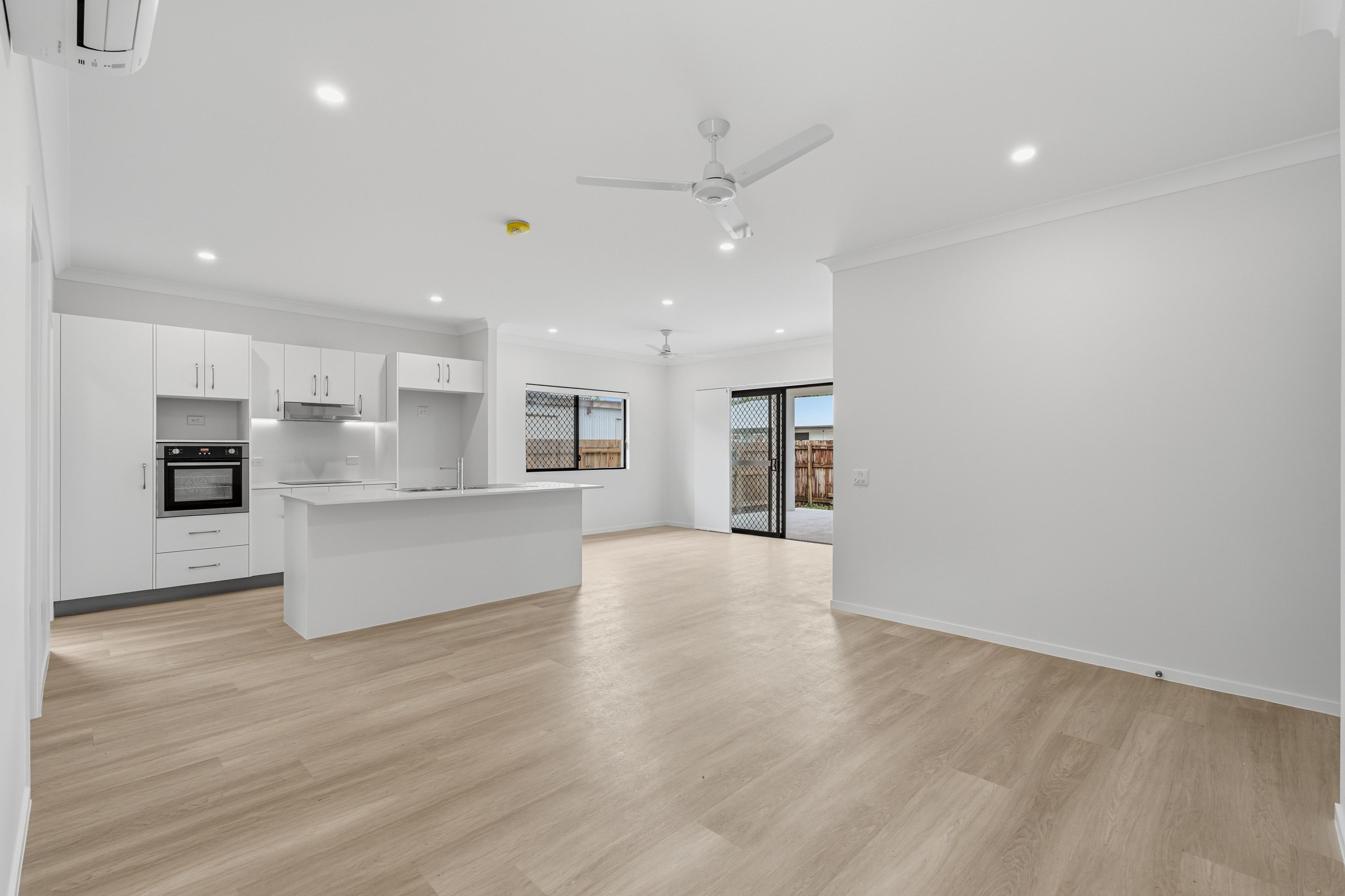 Pimlico QLD 4812 — Home image 13
