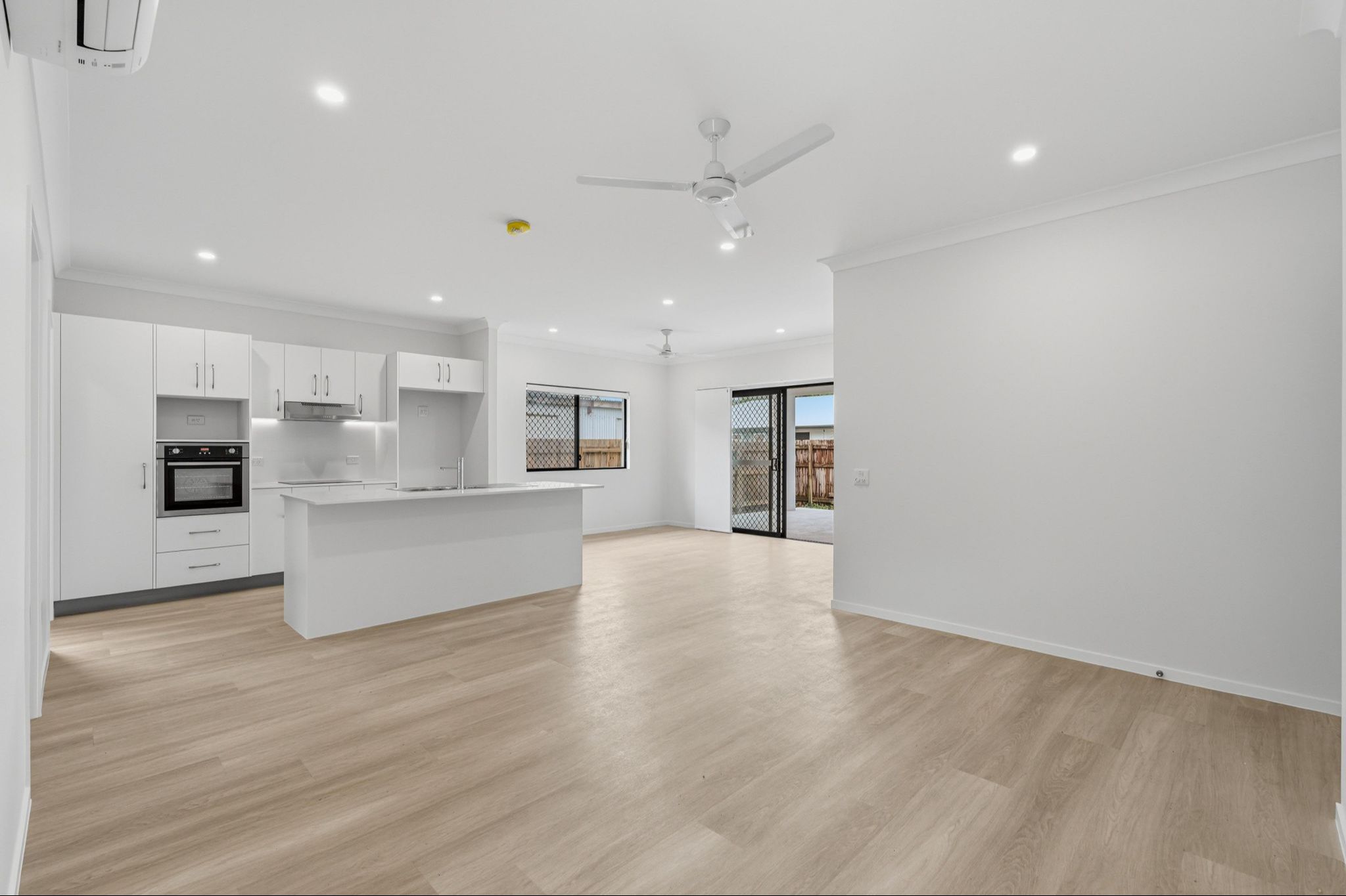 1 SDA + OOA Ground Floor Villa, Available in Pimilco — Home image 3