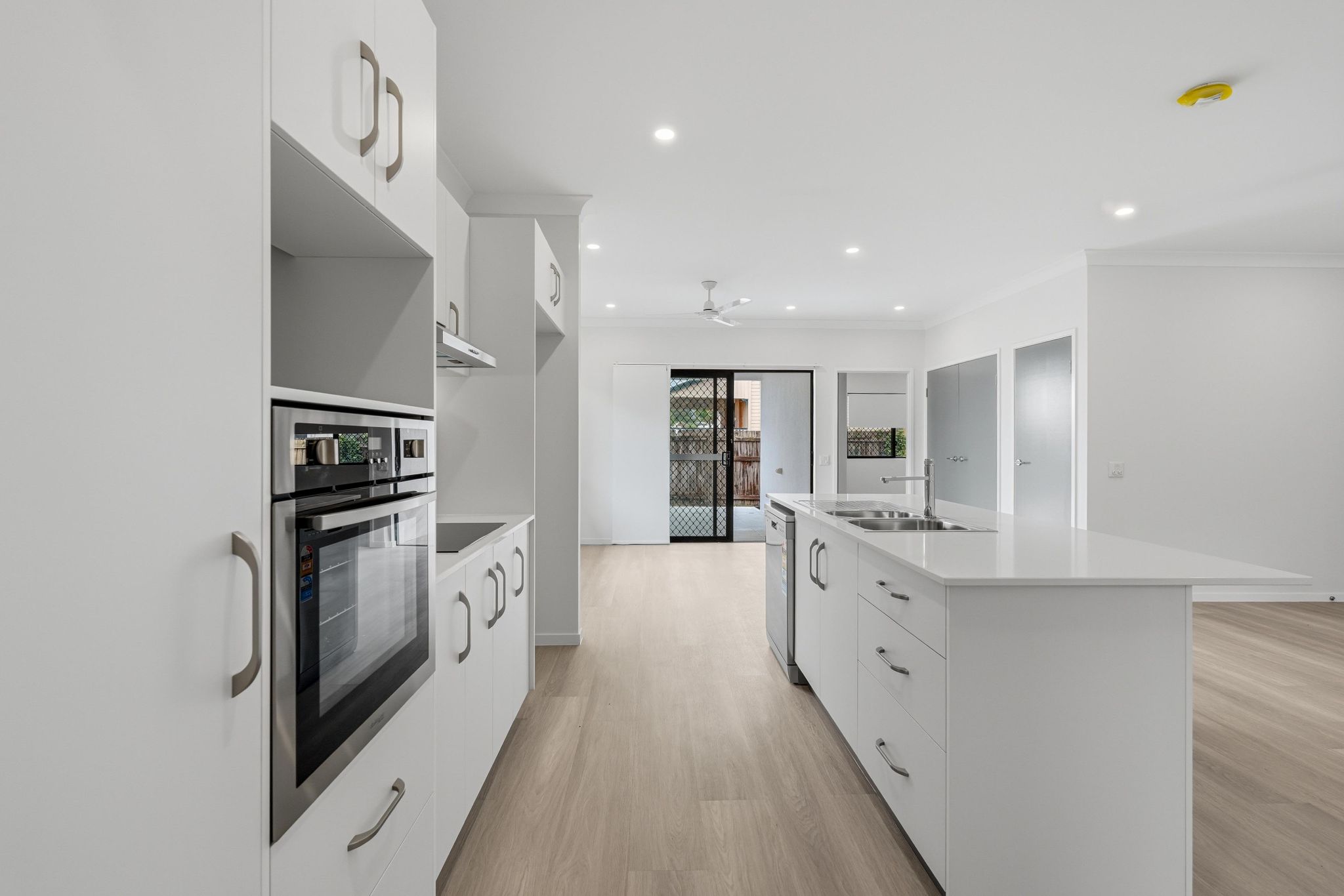 1 SDA + OOA Ground Floor Villa, Available in Pimilco — Home image 4