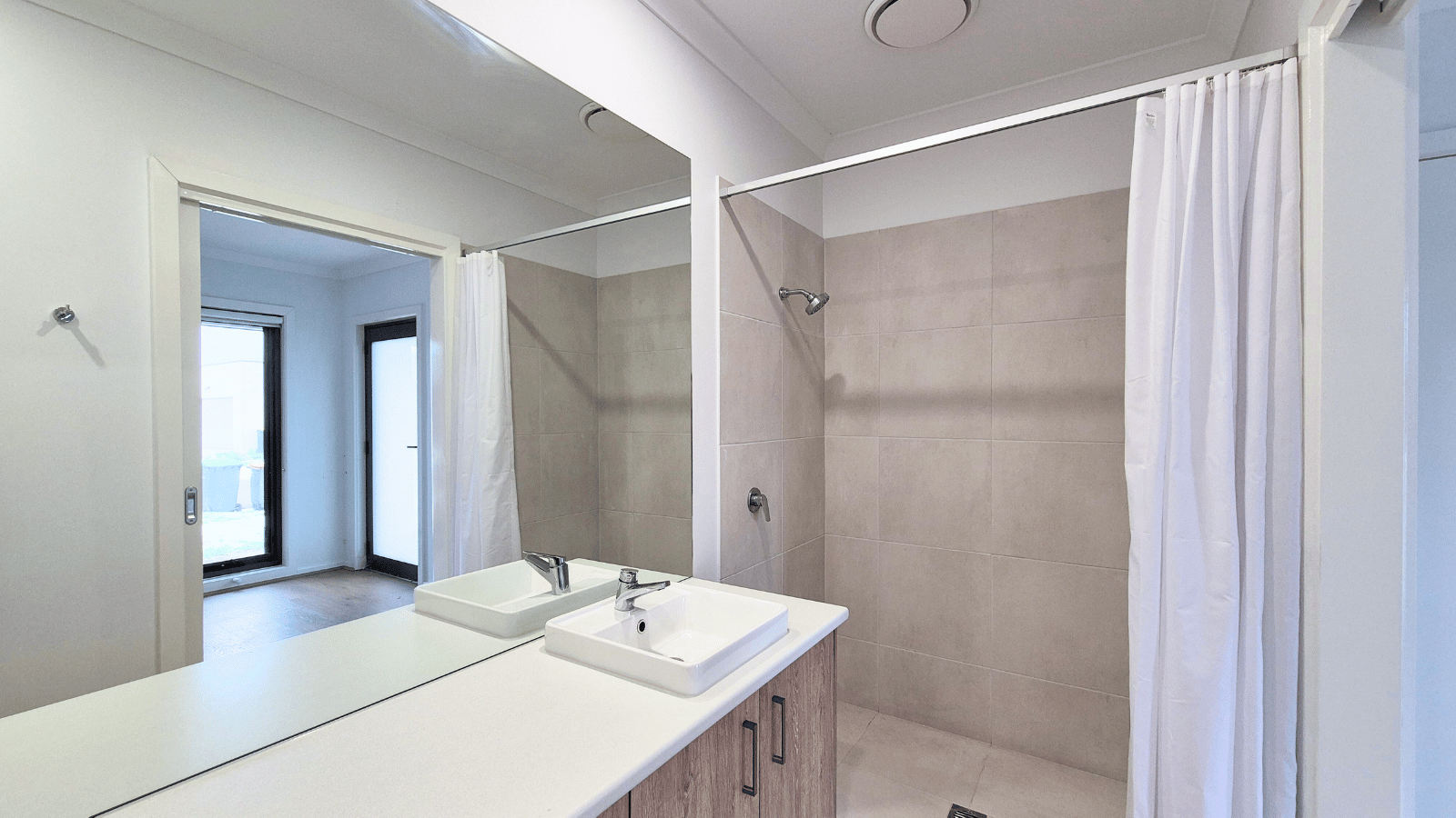 Sole occupancy robust/IL villa - Wyndham Vale - now available — Home image 10