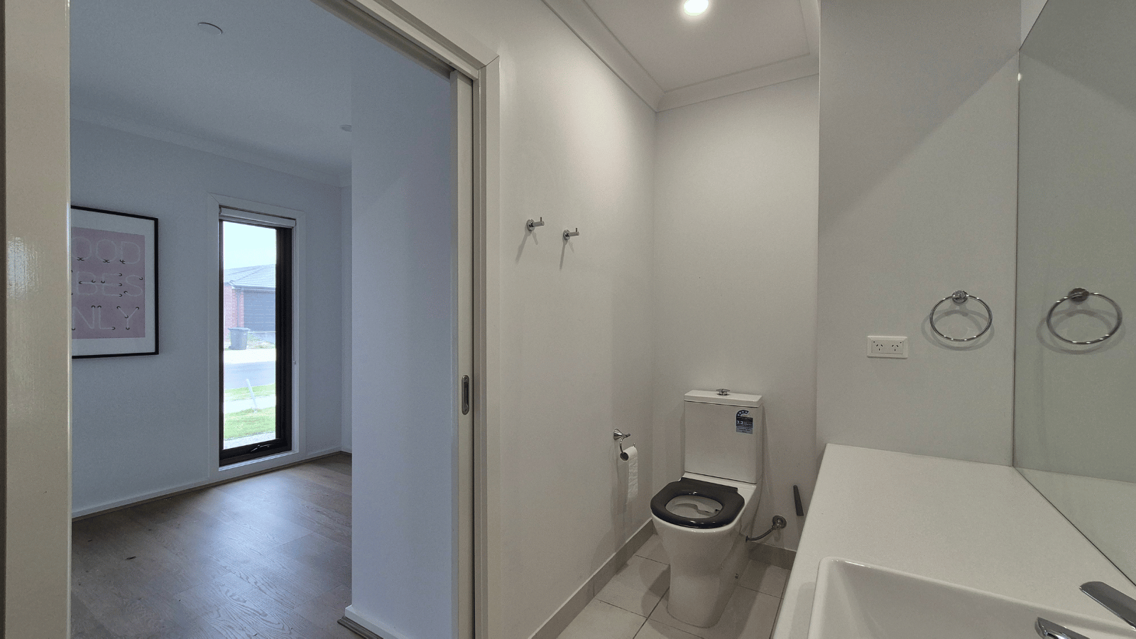 Sole occupancy robust/IL villa - Wyndham Vale - now available — Home image 5