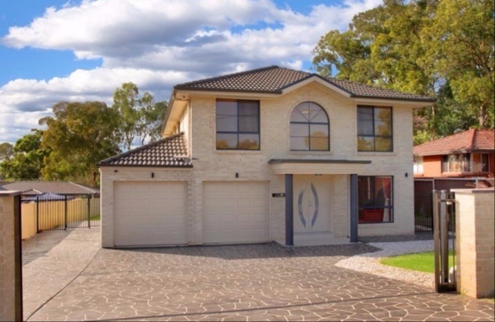 Open-Plan Living in the Heart of Seven Hills - 4 Bedroom - Fully Furnished  - Available now — Home image 5