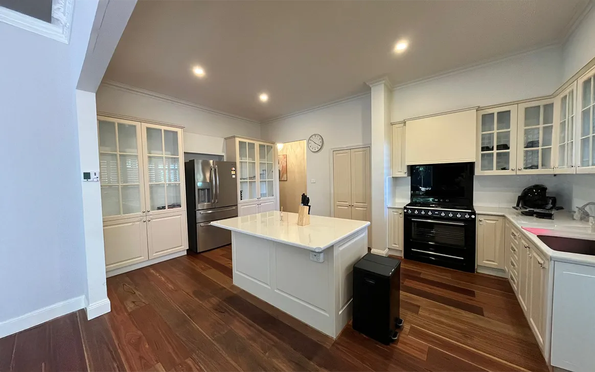 Charming SIL Home in Croydon — Home image 6