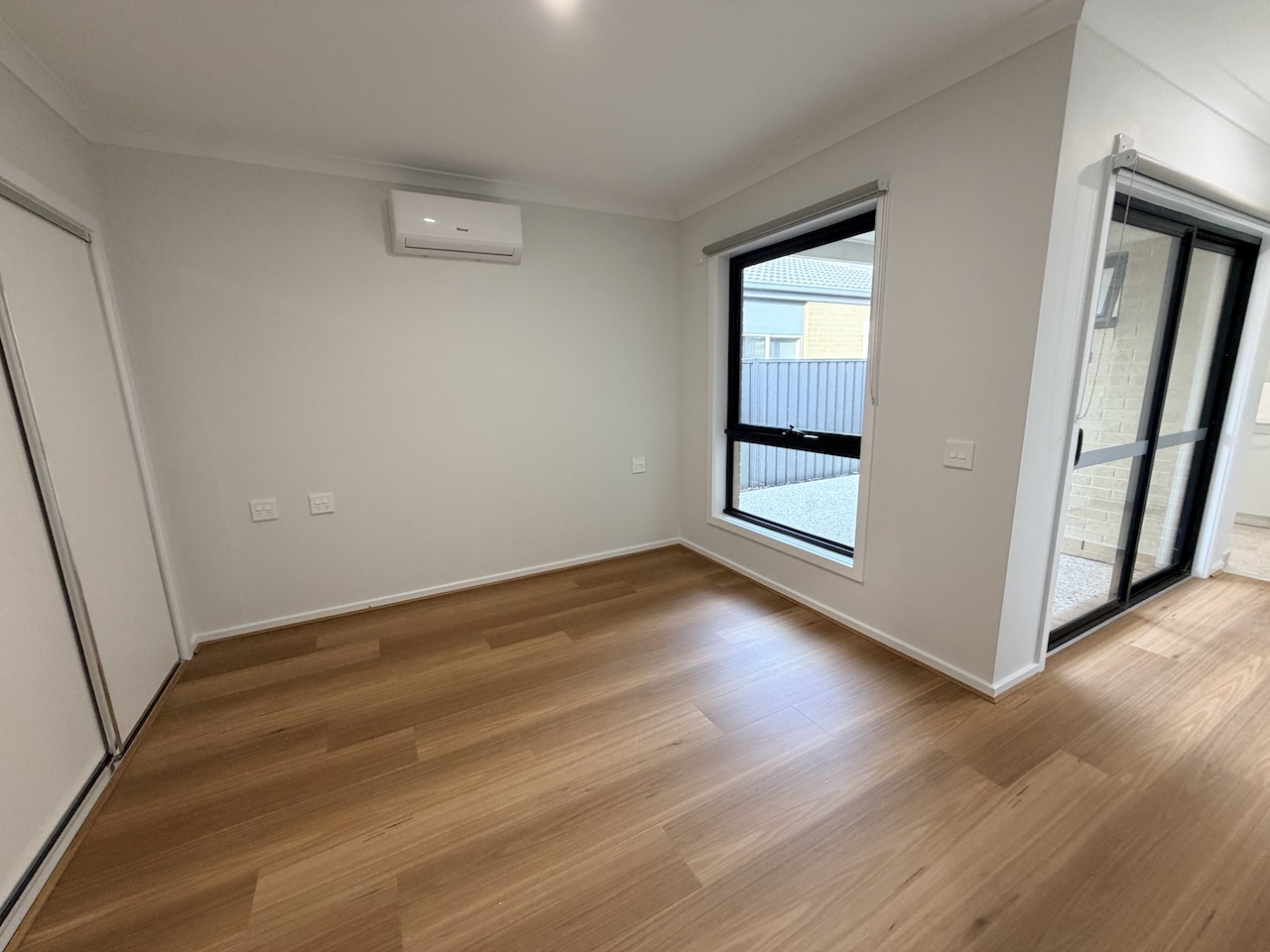 Bright 2-Bedroom + OOA Home with Private Courtyards — Home image 6