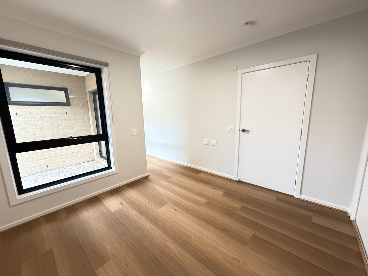 Bright 2-Bedroom + OOA Home with Private Courtyards — Home image 8