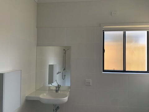 Modern High Physical Support Living in a Peaceful Ipswich Neighbourhood — Home image 10