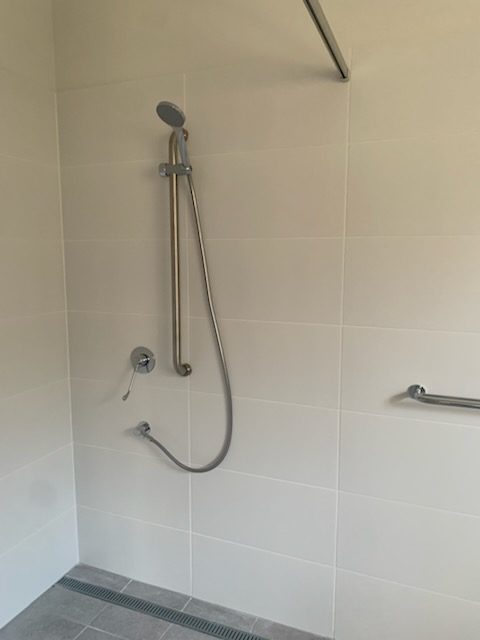 Modern High Physical Support Living in a Peaceful Ipswich Neighbourhood — Home image 11